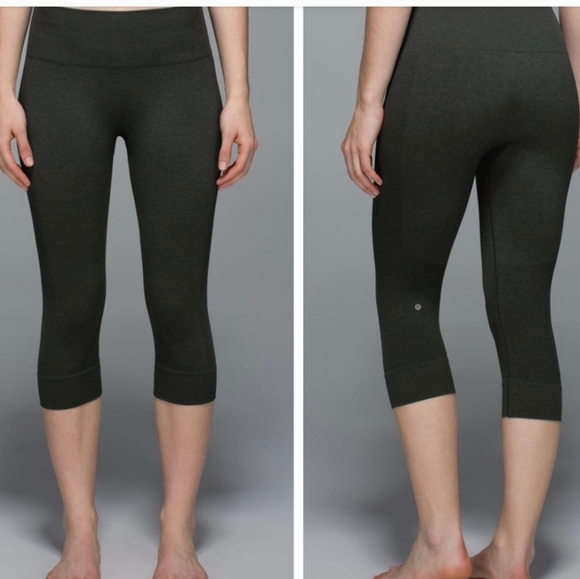 Lululemon seamlessly street crop leggings - Picture 14 of 14